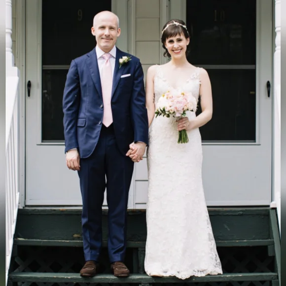 Rebecca Schoneveld Tristan Ivory Lace Wedding Gown - Picture 4 of 7